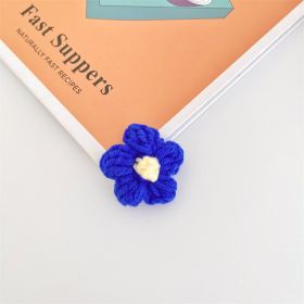 Handmade Wool Crochet Cute Little Flower X Brooch (Option: Blue flower brooch)