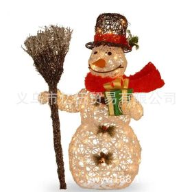 New Christmas Dog Lighting Chain Courtyard Decoration LED Lights Christmas Scene Layout Decoration Ornaments (Option: Christmas Snowman)
