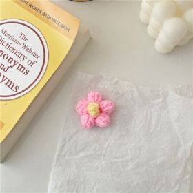 Handmade Wool Crochet Cute Little Flower X Brooch (Option: Pink flower brooch)